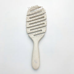 Cepillo para desenrredar y no partir el cabello